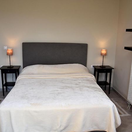 Ελιάδες - Eliades Apartments 카리스토스 외부 사진